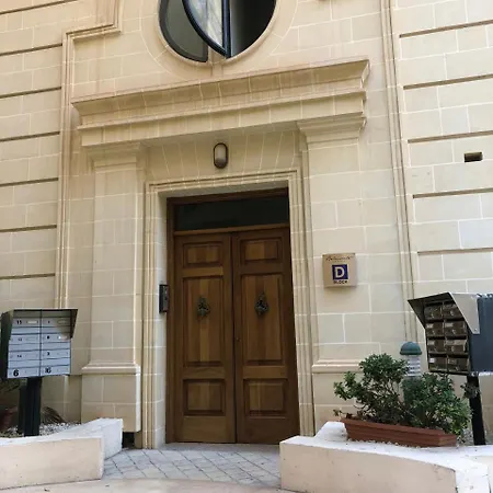 Modern 3 Bedroom Apartment, Sliema. Theoria Travel